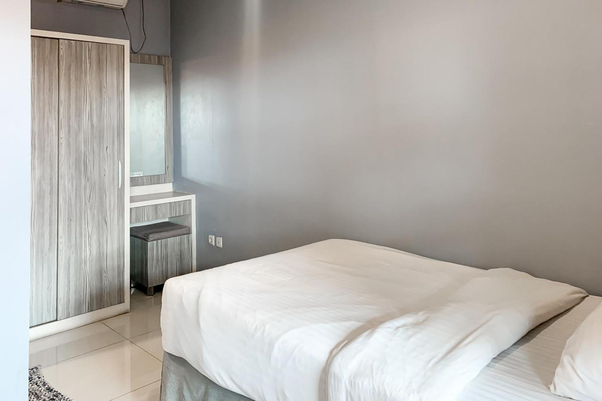 Karins Guesthouse Syariah Redpartner Bandung Buitenkant foto