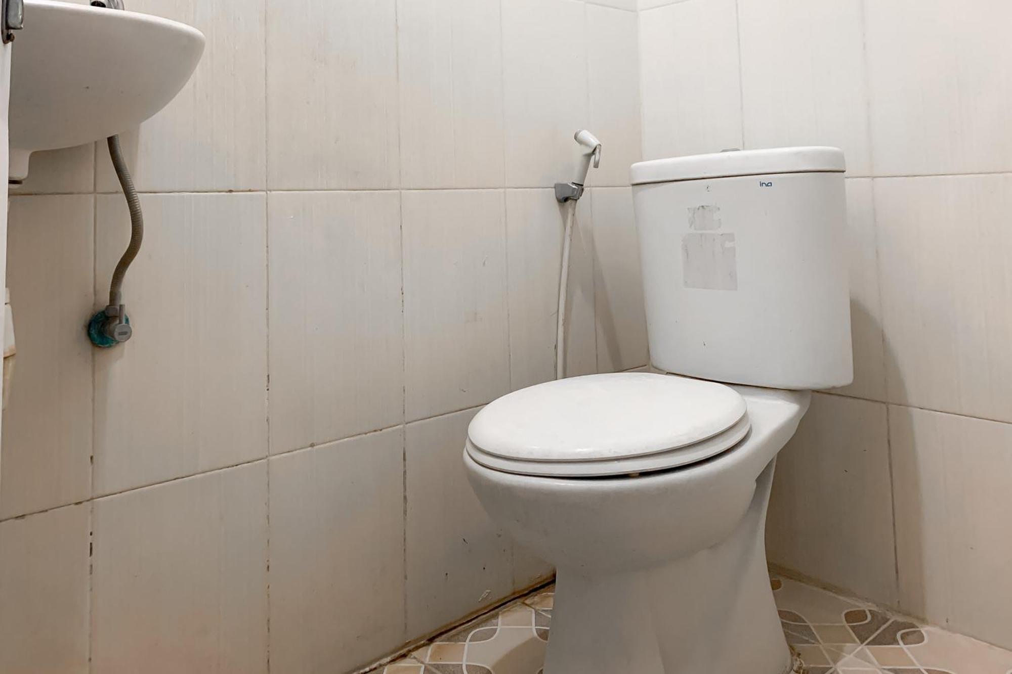 Karins Guesthouse Syariah Redpartner Bandung Buitenkant foto