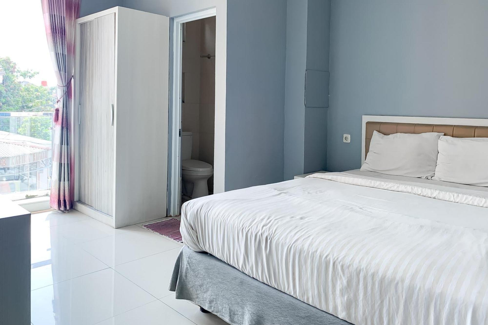 Karins Guesthouse Syariah Redpartner Bandung Buitenkant foto