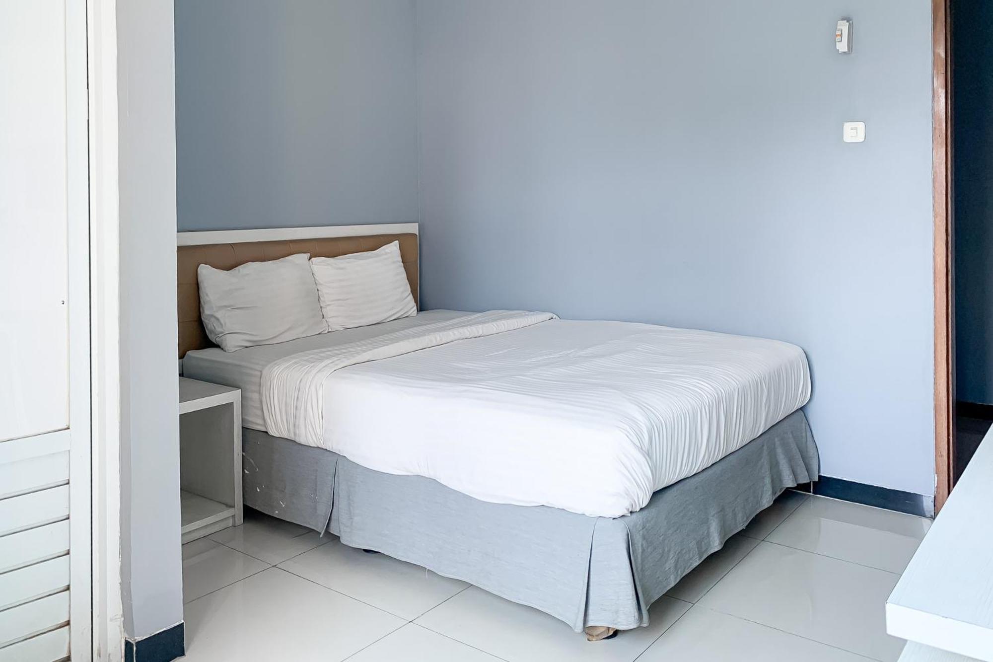 Karins Guesthouse Syariah Redpartner Bandung Buitenkant foto